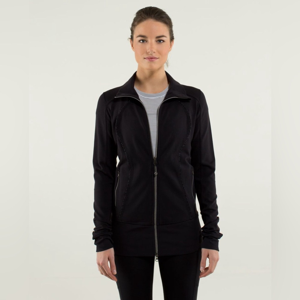 Lululemon Nice Asana Jacket *Ruffle, Size 4 - Picture 2 of 11